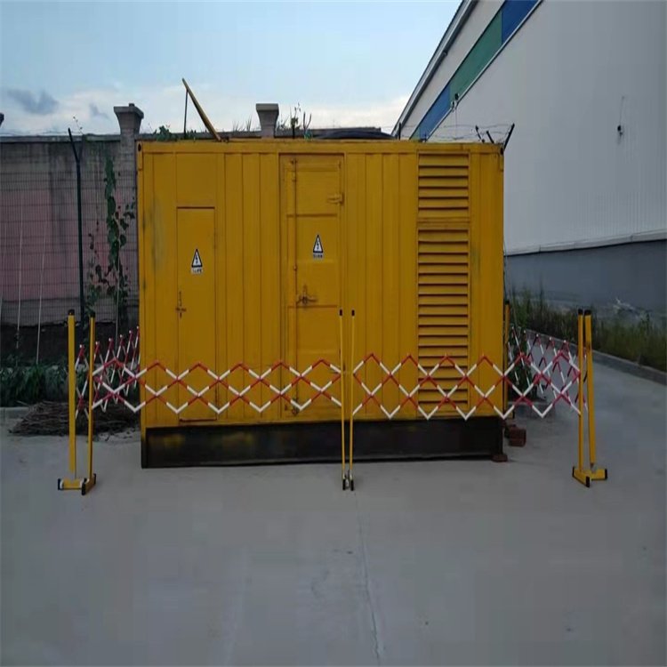 贺兰发电机组油箱盖上留出小气孔有什么用？